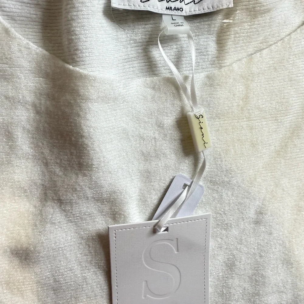 Sioni Milano White Feather Cuff Long Sleeve Top | Size L (Flawed) - Picture 3 of 3